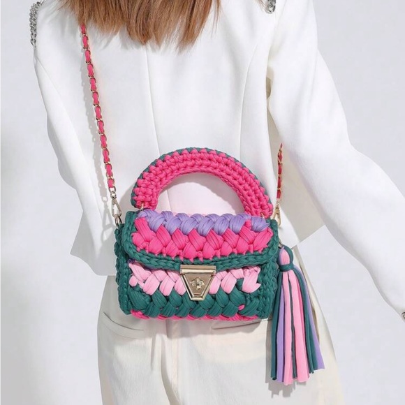 HAND WOVEN CLOTH BAG - Picture 6 of 8